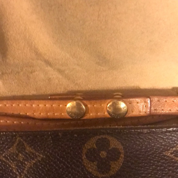 Louie v clutch - Picture 2 of 8